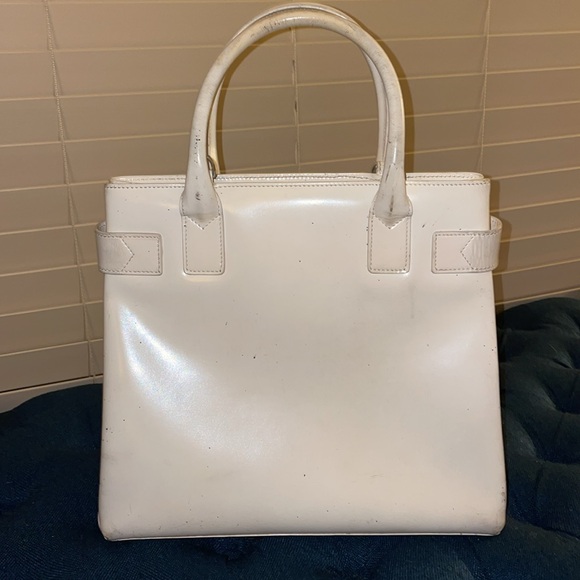 HUGE SALE!🎉Outstanding Chic and Classic Off-White Gucci Classic Vintage Bag - Picture 4 of 6